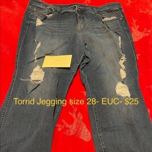 Torrid jegging size 28